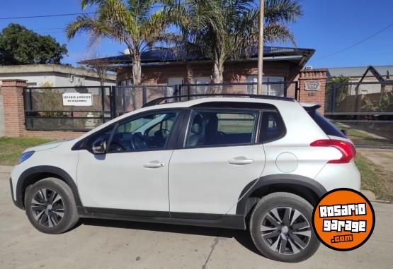 Autos - Peugeot Feline 2021 Nafta 78000Km - En Venta