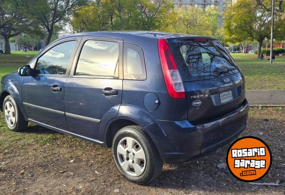 Autos - Ford Fiesta Ambiente mp3 - 1.6 2008 Nafta 141000Km - En Venta