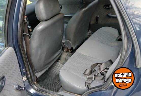 Autos - Fiat Siena 2005 GNC 111111Km - En Venta