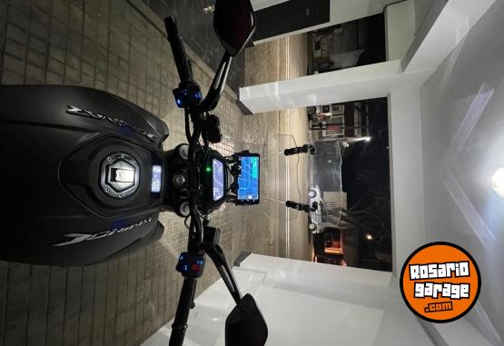 Motos - Bajaj DOMINAR 400 UG 2022 Nafta 37000Km - En Venta