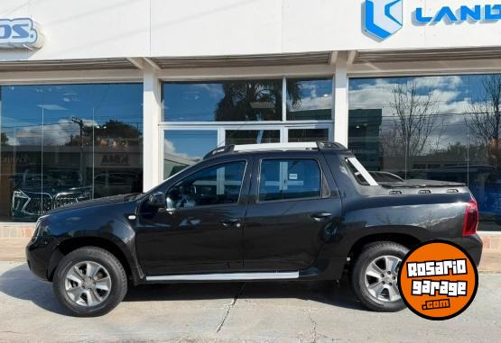 Camionetas - Renault DUSTER OROCH PRIVILEGE 2017 GNC 145000Km - En Venta