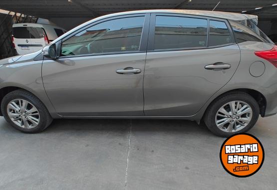 Autos - Toyota Yaris 2020 Nafta 36000Km - En Venta