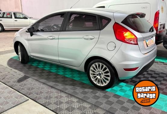 Autos - Ford Fiesta gol 2016 Nafta 102700Km - En Venta