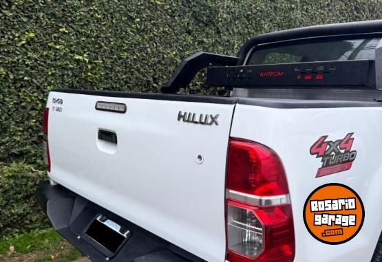 Camionetas - Toyota Hilux 4x4 dx pack 2014 Diesel 198000Km - En Venta