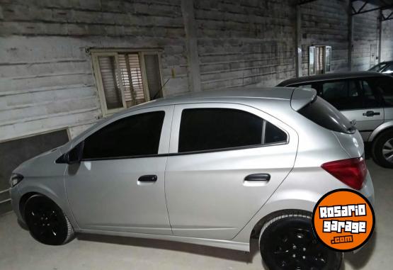 Autos - Chevrolet Onix Joy 2020 Nafta 94600Km - En Venta