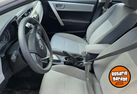Autos - Toyota Corolla 2017 Nafta 99000Km - En Venta