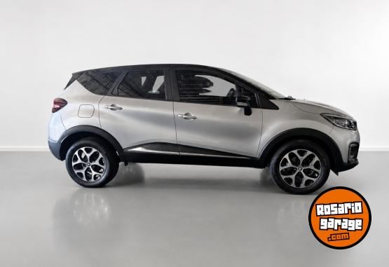 Autos - Renault CAPTUR 2,0 INTENS 5P 2021 Nafta 80505Km - En Venta