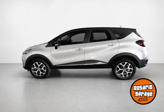Autos - Renault CAPTUR 2,0 INTENS 5P 2021 Nafta 80505Km - En Venta