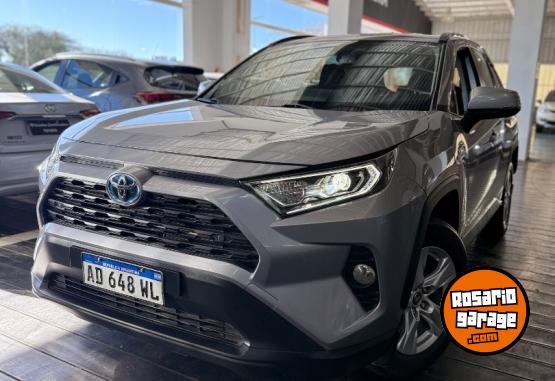 Autos - Toyota Rav4 XLE CVT 2019 Electrico / Hibrido 98053Km - En Venta
