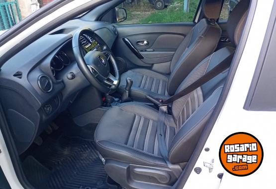 Autos - Renault Logan intense 2025 GNC 70000Km - En Venta