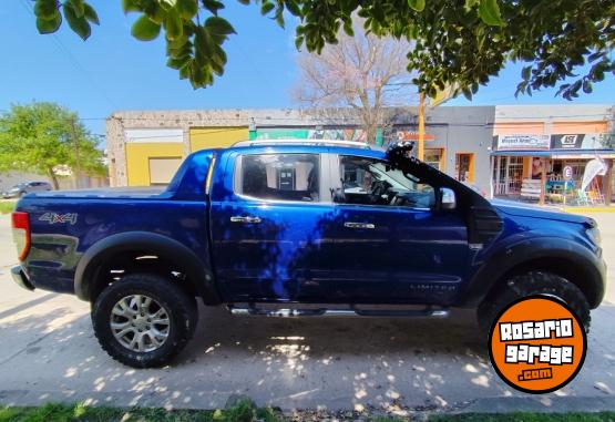 Camionetas - Ford Ranger limited 4x4 2016 Diesel 110000Km - En Venta