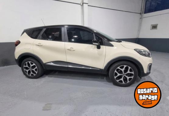 Camionetas - Renault Captur intense 2.0 2018 Nafta 111111Km - En Venta