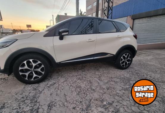 Camionetas - Renault Captur intense 2.0 2018 Nafta 111111Km - En Venta