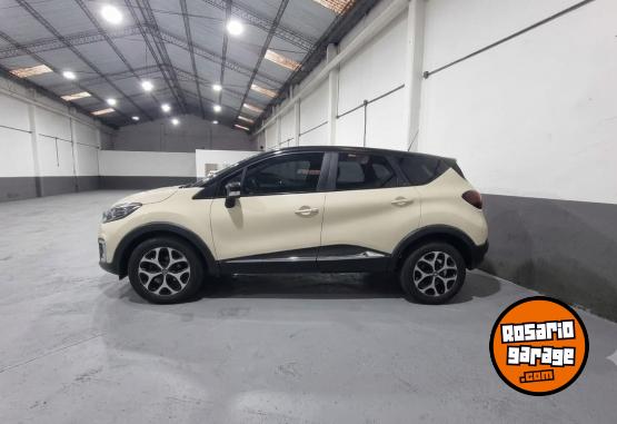 Camionetas - Renault Captur intense 2.0 2018 Nafta 111111Km - En Venta
