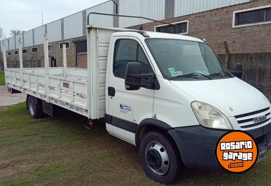 Camiones y Grúas - Iveco daily - En Venta