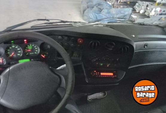 Camiones y Grúas - Iveco daily - En Venta