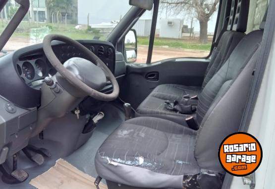 Camiones y Grúas - Iveco daily - En Venta