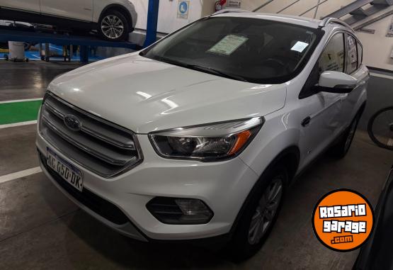 Camionetas - Ford KUGA 2.0 SEL 2017 Nafta 110933Km - En Venta