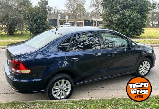 Autos - Volkswagen Polo comfortline 2016 Nafta 130000Km - En Venta