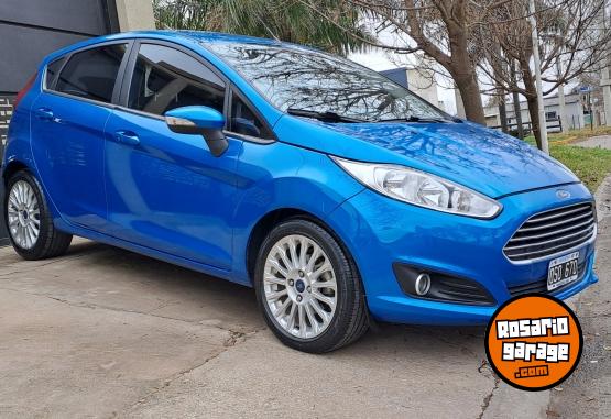 Autos - Ford Fiesta 1.6 16 v mt 2015 Nafta 124000Km - En Venta