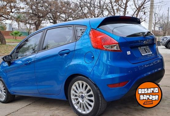 Autos - Ford Fiesta 1.6 16 v mt 2015 Nafta 124000Km - En Venta