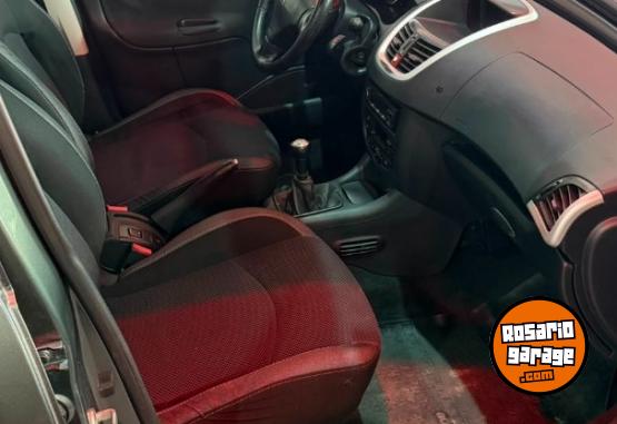 Autos - Peugeot 207 XT Premium 1.6 2009 GNC 135000Km - En Venta