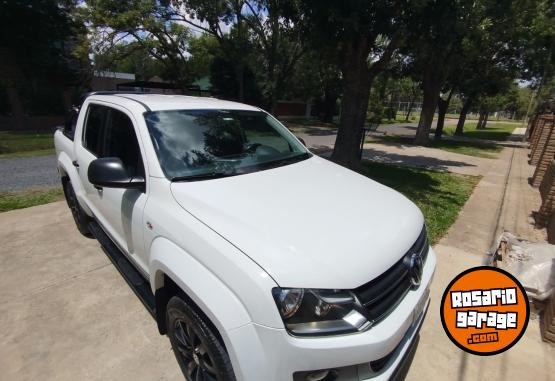 Camionetas - Volkswagen Amarok Dark label 2015 Diesel 200000Km - En Venta