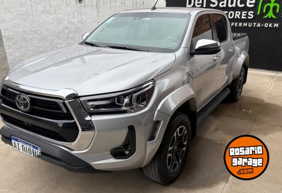 Camionetas - Toyota Hilux srx 2026 Diesel 14000Km - En Venta