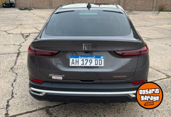 Autos - Fiat FASTBACK TURBO 270 2025 Nafta 12000Km - En Venta