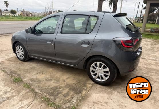 Autos - Renault Sandero 2025 Nafta 15000Km - En Venta