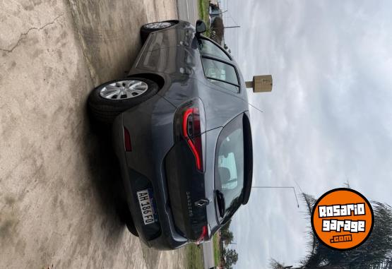 Autos - Renault Sandero 2025 Nafta 15000Km - En Venta