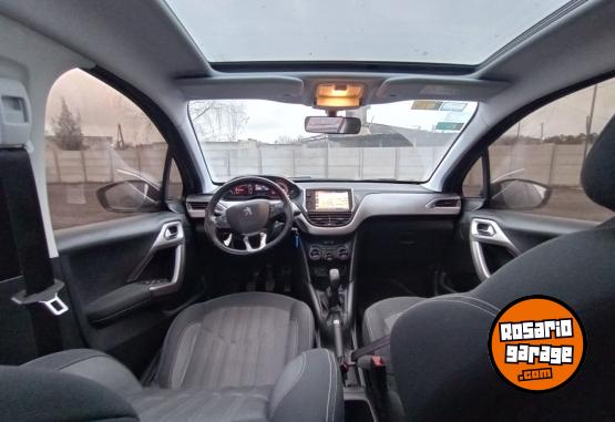 Autos - Peugeot 208 ALLURE 2017 Nafta 162000Km - En Venta