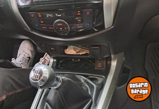 Camionetas - Nissan Frontier 2016 Diesel 122000Km - En Venta