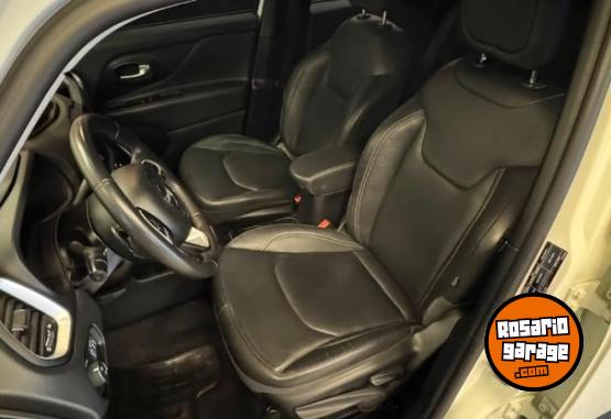 Camionetas - Jeep Renegade 2021 Nafta 66000Km - En Venta
