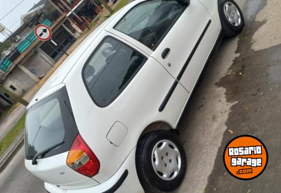 Autos - Fiat Palio 2005 GNC 200000Km - En Venta