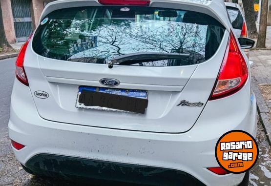 Autos - Ford Fiesta 2017 Nafta 180000Km - En Venta