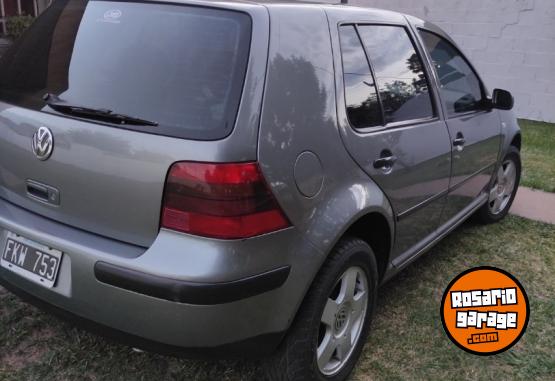 Autos - Volkswagen Golf 2006 Nafta 235000Km - En Venta