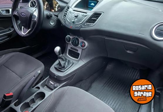 Autos - Ford fiesta 2017 GNC 99000Km - En Venta