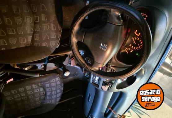 Autos - Peugeot 206 2006 Diesel 111111Km - En Venta