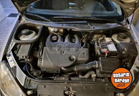 Autos - Peugeot 206 2006 Diesel 111111Km - En Venta
