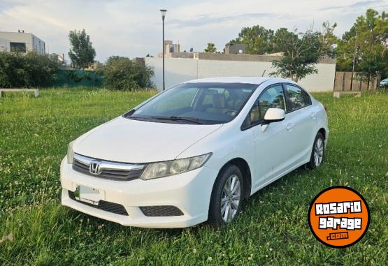 Autos - Honda Civic lxs 2015 Nafta 130000Km - En Venta