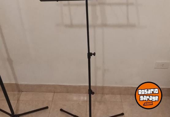 Instrumentos Musicales - Atril partituras - En Venta