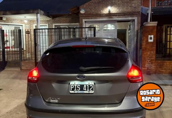 Autos - Ford Focus S 2015 Nafta 96500Km - En Venta