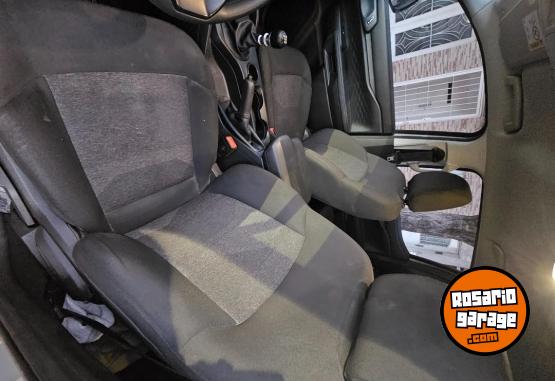 Camionetas - Ford Ranger Xl 2024 Diesel 36000Km - En Venta