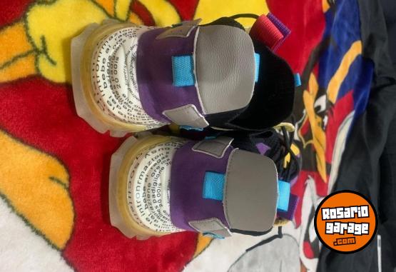 Indumentaria - Zapatillas n45 urbanas impermeables - En Venta