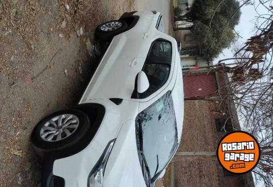 Camionetas - Fiat Strada Endurance CD 2022 Nafta 63000Km - En Venta