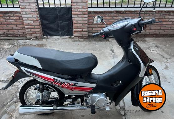 Motos - Motomel Blitz 110 2023 Nafta 8700Km - En Venta