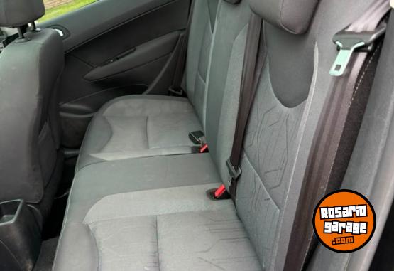 Autos - Peugeot 308 2016 Diesel 140000Km - En Venta