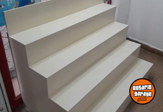 Otros - Exhibidor escalonado - En Venta