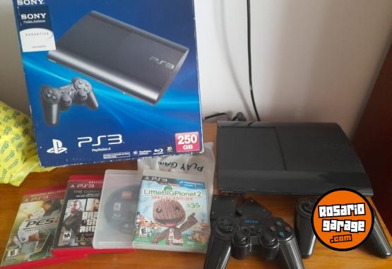 Inform�tica - PLAYSTATION 3 SUPER SLIM 250 GB + 2 JOYSTICKS + 4 JUEGOS + CAJA ORIGINAL - En Venta
